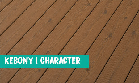 Kebony Character Terrassendielen – natürliche Holzoptik mit Charakter Nahaufnahme von Kebony Character Terrassendielen in warmem Braunton mit sichtbarer Holzmaserung und natürlichen Astmerkmalen.